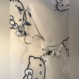 Sliver rose bracelet